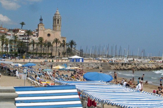 sitges barcelona aavtravel