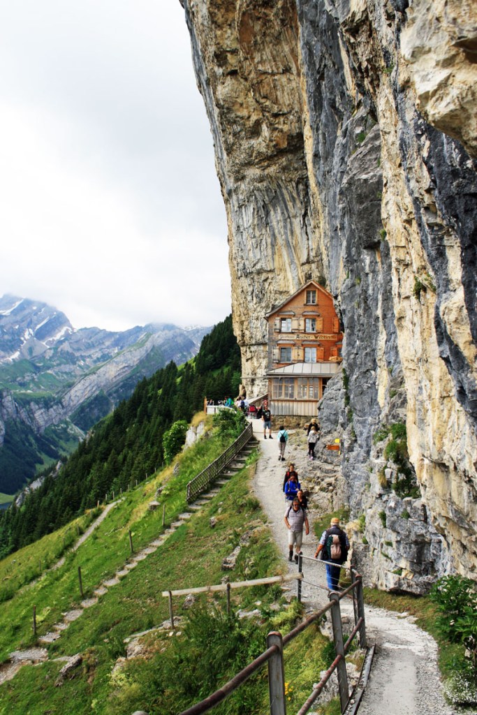 Äscher Wildkirchli, cliff, restaurant, mountain, guesthouse, Äscher, Aescher Wildkirchli